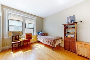 12 Sutherland Rd, Unit 2 in Boston, MA - Building Photo