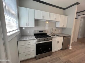 1086 Wendell Ave in Schenectady, NY - Building Photo - Building Photo