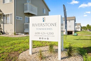 Riverstone Townhomes in Stoughton, WI - Building Photo