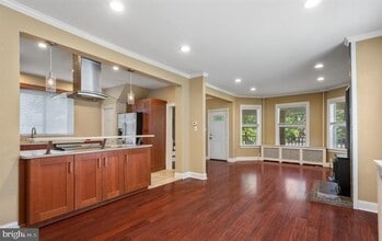 62 Waterloo Ave in Berwyn, PA - Building Photo - Building Photo
