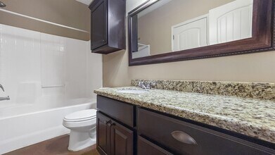 3310 Cullen Trail in College Station, TX - Building Photo - Building Photo