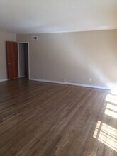 3720 S Leland St in Los Angeles, CA - Building Photo - Building Photo