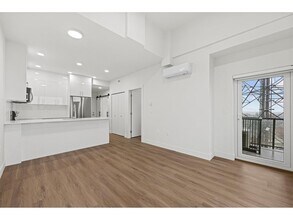 15739 Fraser Hwy in Surrey, BC - Building Photo - Building Photo