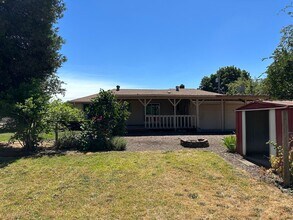 34607 Seavey Way in Eugene, OR - Building Photo - Building Photo