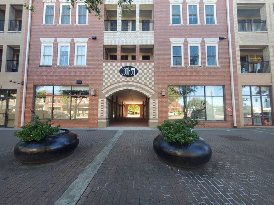325 Hay St in Fayetteville, NC - Foto de edificio