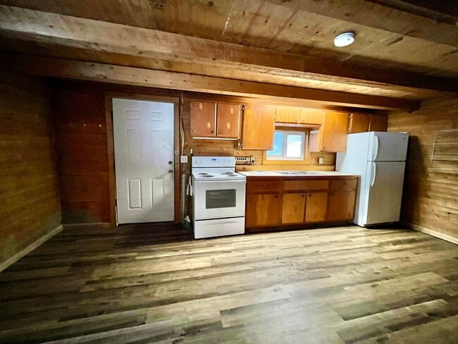 2615 Doc John Dr in Fairbanks, AK - Building Photo - Building Photo