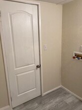 8146 Binkley St in Pensacola, FL - Building Photo - Building Photo