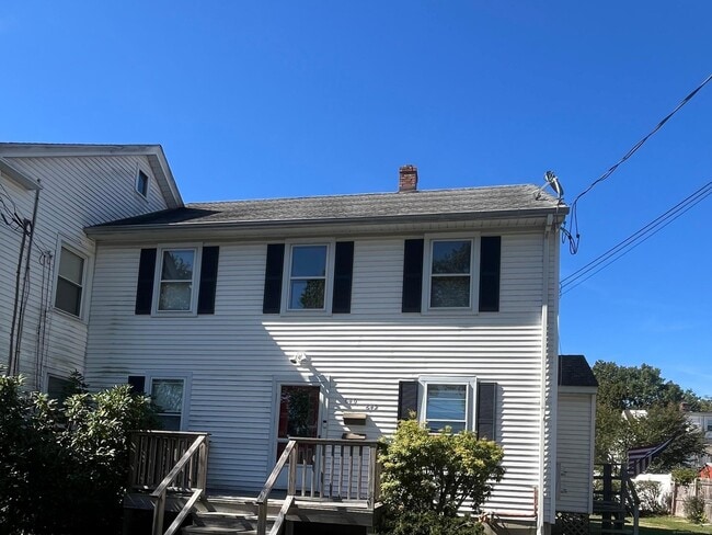 650 S Pine Creek Rd in Fairfield, CT - Building Photo - Building Photo