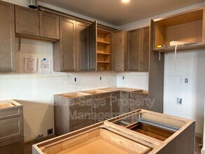 865 W Hendrickson Rd in Sequim, WA - Building Photo - Building Photo