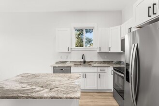 100 Water Oak Ct in Panama City, FL - Building Photo - Building Photo