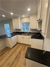 207 Laurel Ln in McGregor, TX - Building Photo - Building Photo