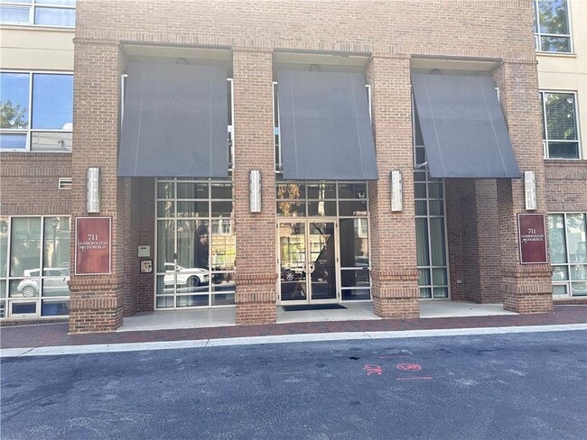 property at 711 Cosmopolitan Dr NE