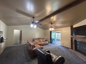 8978 Gardengate Dr in Dayton, OH - Building Photo - Building Photo