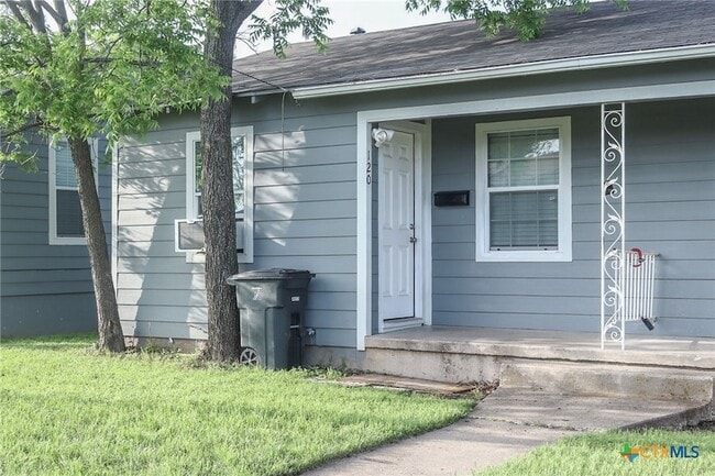 120 W Avenue A, Unit A in Killeen, TX - Building Photo - Building Photo