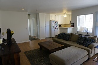 3795 Georgia St, Unit 304 in San Diego, CA - Building Photo - Building Photo