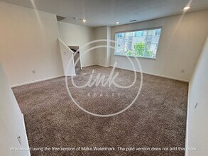 250 Mark Jeffrey Ln in Reno, NV - Building Photo - Building Photo