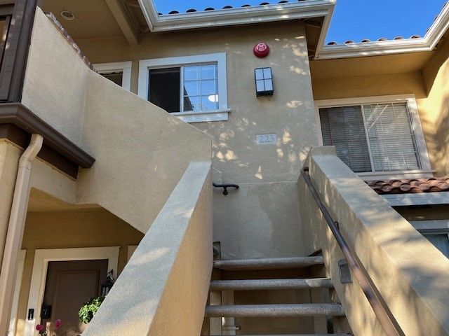 223 Gallery Wy in Tustin, CA - Building Photo - Building Photo