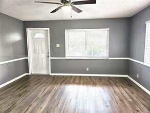 1040 NW 73rd Terrace in Margate, FL - Building Photo - Building Photo