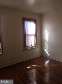 5013 Tacoma St photo'