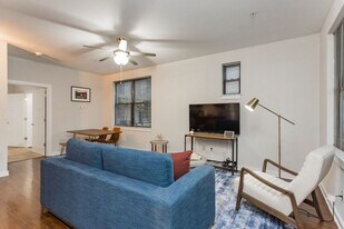 1016 18th Ave S in Nashville, TN - Building Photo