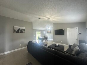 37 Sawfish Ct in Kissimmee, FL - Building Photo - Building Photo