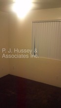 1240 E Mountain View Rd in Phoenix, AZ - Foto de edificio - Building Photo