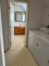 150 S 3rd St, Unit Rear Cottage in Hamburg, PA - Building Photo - Building Photo