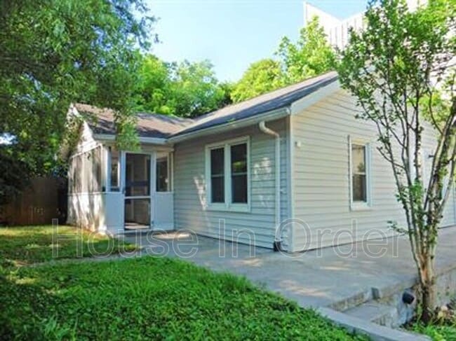 property at 714.5 Reed St