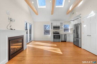 18 Madeline Dr in Ridgefield, CT - Building Photo - Building Photo