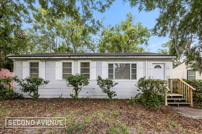 property at 1928 Pullman Ct