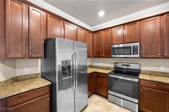 10198 Via Colomba Circle in Ft. Myers, FL - Building Photo - Building Photo