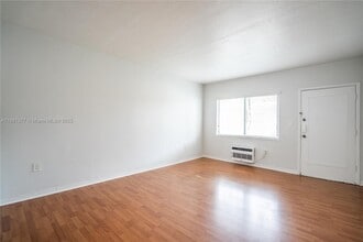 7315 Harding Ave in Miami Beach, FL - Building Photo - Building Photo