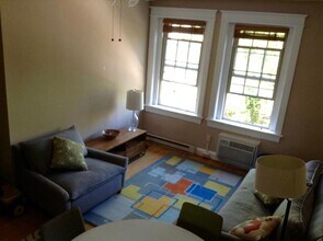 2010 Kalorama Rd NW, Unit 302 in Washington, DC - Building Photo - Building Photo