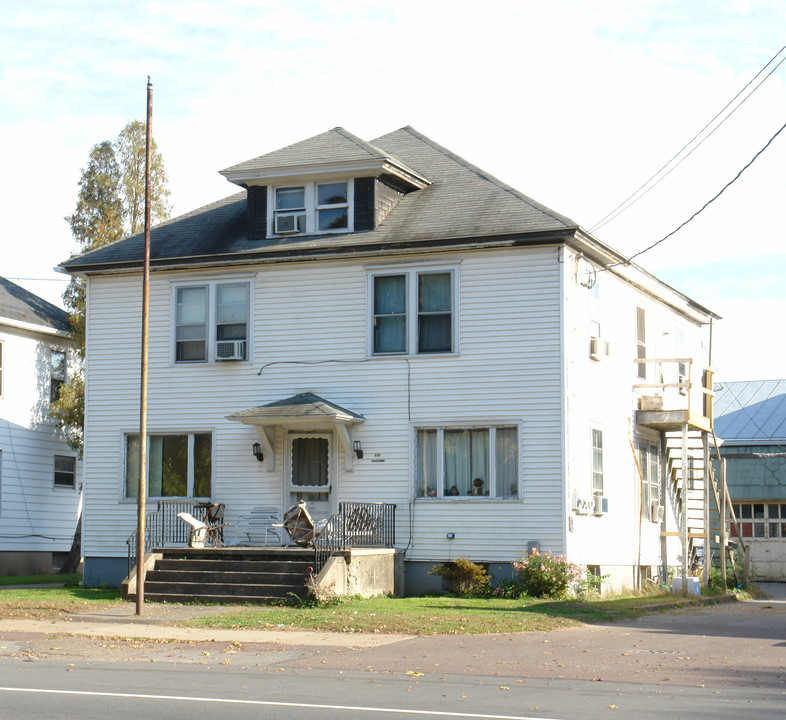 648-650 W Main St in Bloomsburg, PA - Foto de edificio