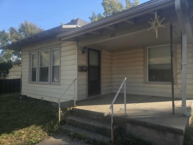 231 W 2nd St in Junction City, KS - Building Photo - Building Photo