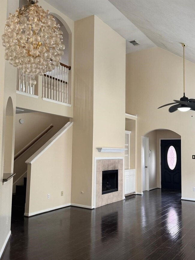 6830 Silver Shores Ln in Katy, TX - Building Photo - Building Photo