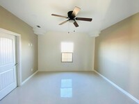 308 W Rutherford Ave, Unit 1 in Edinburg, TX - Building Photo - Building Photo