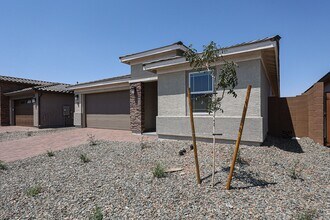 9534 W Avalon Dr in Phoenix, AZ - Building Photo - Building Photo