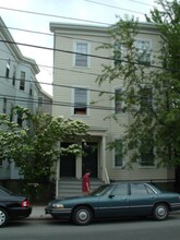 380 Washington St, Unit 1 in Somerville, MA - Building Photo - Building Photo