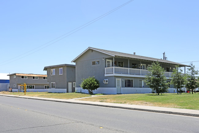 778-858 Broadway in Atwater, CA - Building Photo - Building Photo