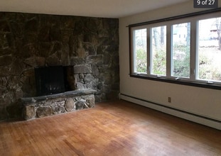 31 Cedar Swamp Rd in Storrs Mansfield, CT - Building Photo - Building Photo