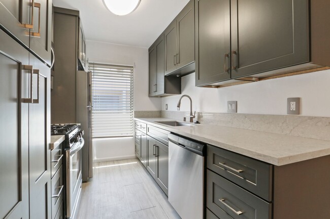 property at 917 5th St