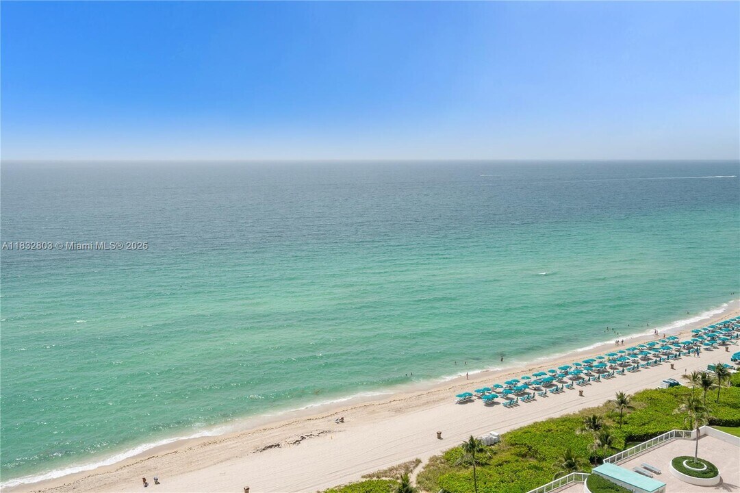 16485 Collins Ave in Sunny Isles Beach, FL - Building Photo