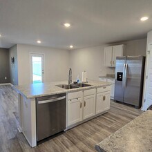 4384 White Cedar Ct in Milton, FL - Building Photo - Building Photo