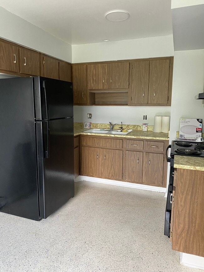 property at 5795 Gallatin Ln