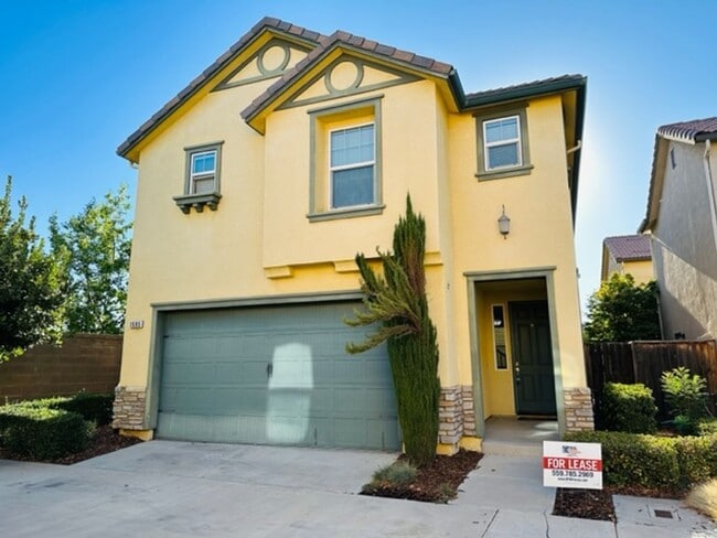property at 1595 Etchings Way