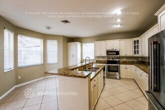 7594 Oak Grove Cir in Greenacres, FL - Building Photo - Building Photo