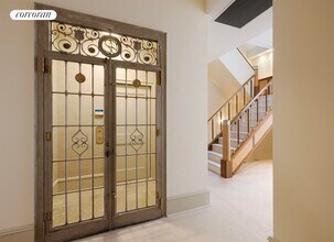32 E 22nd St in New York, NY - Building Photo - Building Photo
