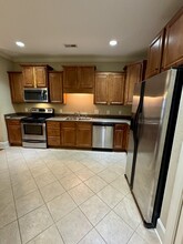 1629 Brook Hollow Dr in Greenville, NC - Building Photo - Building Photo