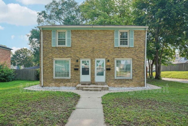 3860 S Brust Ave